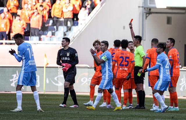 趣体育平台-2025中超首轮诸强透视：短板未补 国脚团显疲态